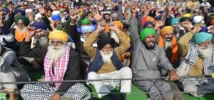 Chandigarh आ रहे किसानों को पुलिस ने रोका, लगा भीषण जाम; पंढेर बोले- भगवंत मान के पुतले जलाएंगे