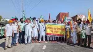 किसानों के धरने से पहले पंजाब पुलिस का बड़ा एक्शन, कई Farmer नेता हिरासत में लिए गए.... किसानों के धरने से पहले पंजाब पुलिस का बड़ा एक्शन, कई Farmer नेता हिरासत में लिए गए....