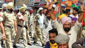 किसानों के धरने से पहले पंजाब पुलिस का बड़ा एक्शन, कई Farmer नेता हिरासत में लिए गए.... किसानों के धरने से पहले पंजाब पुलिस का बड़ा एक्शन, कई Farmer नेता हिरासत में लिए गए....