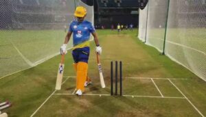 आईपीएल की तैयारियों में जुटे,MS Dhoni , नेट्स पर जमकर की बल्लेबाजी;