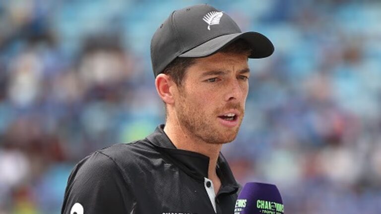 Mitchell Santner (10)
