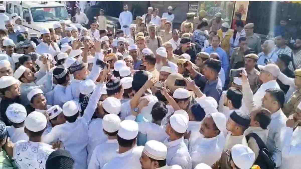 Moradabad manage the situation during Eid-ul-Fitr prayer protests."