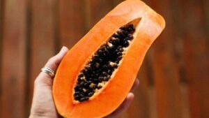 Papaya पोषक तत्वों से होता है भरपूर, बेली फैट कम करने में मिलती है मदद...