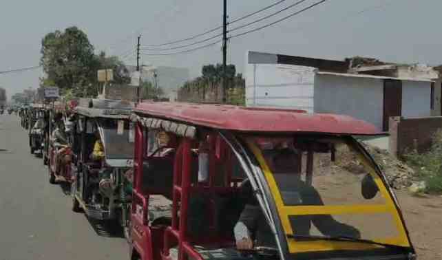 E-Rickshaw Drivers' March - Shamli