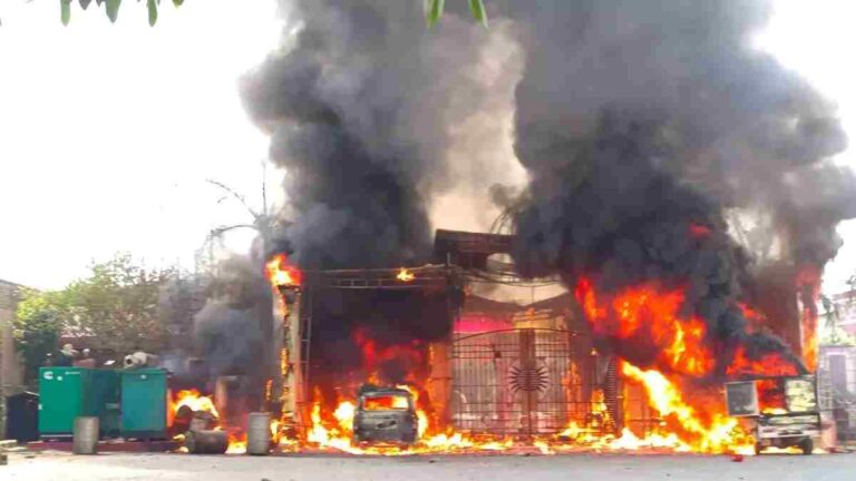 Fire Breaks Out at Mount Green Farm House, Ghaziabad