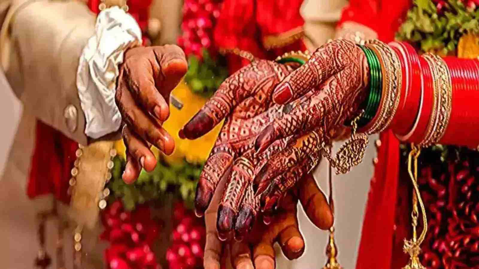 Hapur Marriage Controversy – Man Marries Police Constable