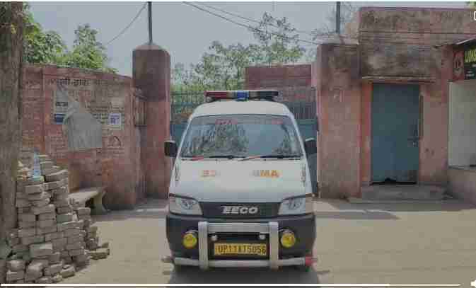 Saharanpur में फॉर्च्यूनर कार और एंबुलेंस की भीषण टक्कर, दो की मौत The Fury of Speed! Saharanpur Accident