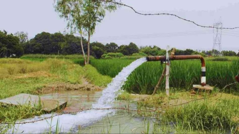 Yogi Adityanath Announces Free Nalkoop