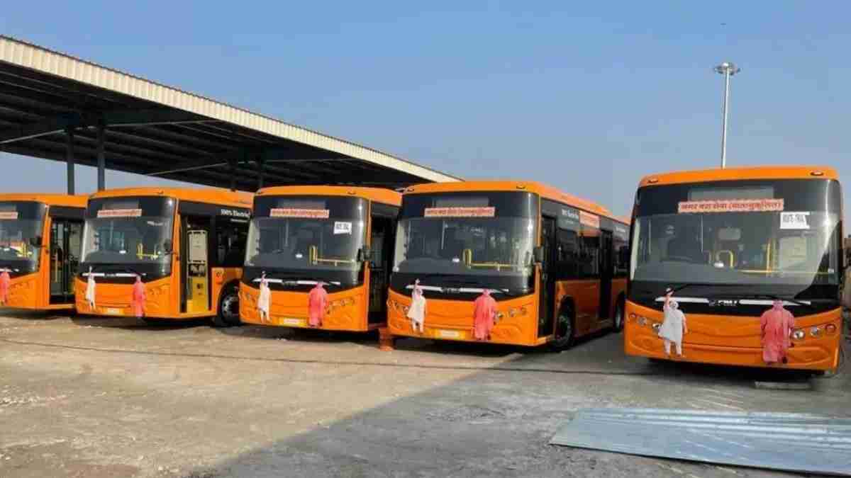 Bijnor MP Chandan Chauhan Demand for Bus Service in Jhalu