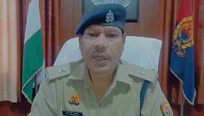 Bijnor में एक महीना पहले हुई चोरी का खुलासा, पुलिस ने किया खुलासा Bijnor Police Encounter Theft Recovery, Stolen Money,