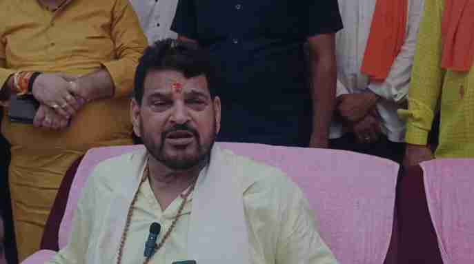 Brajbhushan Singh का गाजीपुर दौरा: राहुल गांधी पर तगड़ी टिप्पणी Brajbhushan Singh's visit to Ghazipur and his explosive statements
