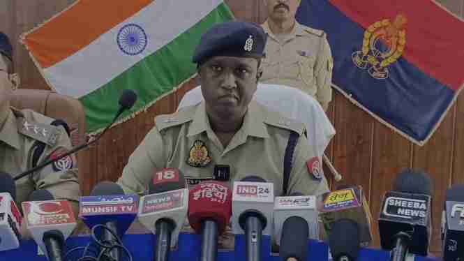 Bulandshahr पुलिस ने जेबकतरी गिरोह के 12 सदस्यों को किया गिरफ्तार! Bulandshahr, police arrested 12 members of an inter-