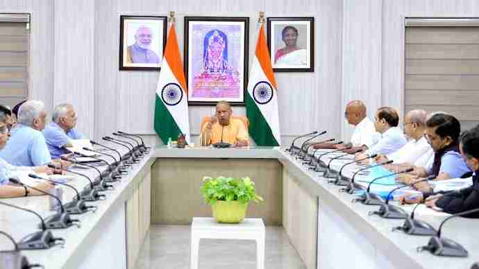 CM Yogi Adityanath Cabinet Meeting