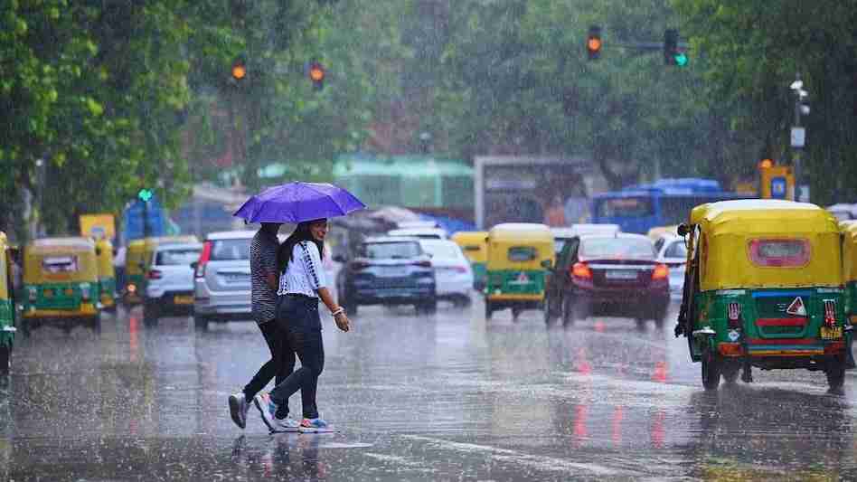 Dilli NCR Mausam Badla - Dhool Bhari Aandhi aur Barish
