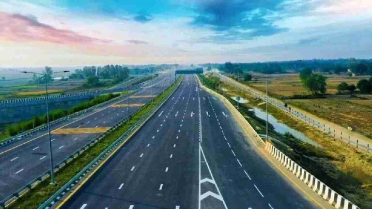 Lucknow-Kanpur Expressway construction progress