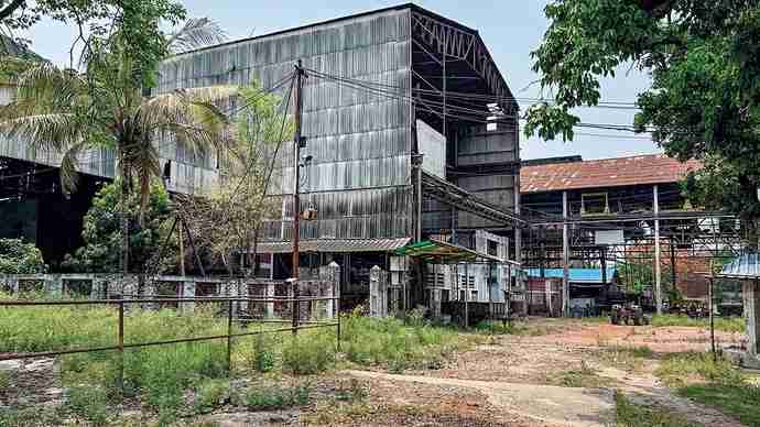 Rakesh Tikait की बस्ती जिले में बंद पड़ी चीनी मिलों पर प्रतिक्रिया Rakesh Tikait expressing concern over the closed sugar mills in Basti.