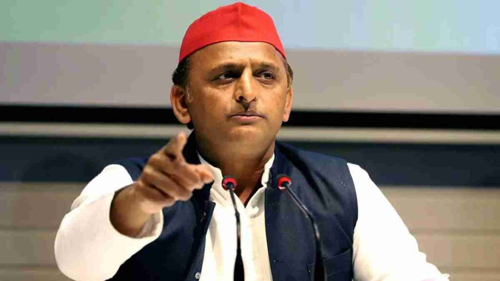 Samajwadi Party aur Brijesh Pathak ke beech vivaad