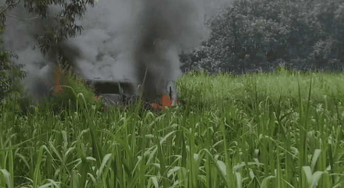 Bijnor Ke Gidarpura Gaon Mein ShorT Circuit Se Jalti WagonR Ca