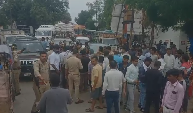 Hathras Waterlogging and Garbage Issu