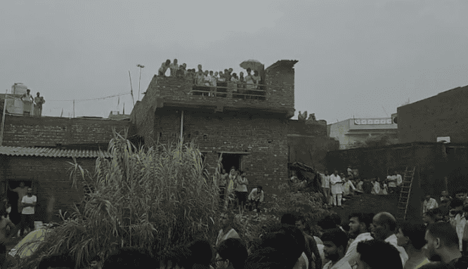 Muzaffarnagar मानसून पहली बारिश: जानें कैसे जलमग्न हो गया शिव चौक, Muzaffarnagar Shiv Chowk ka road barasat ke baad paani se bhara hua