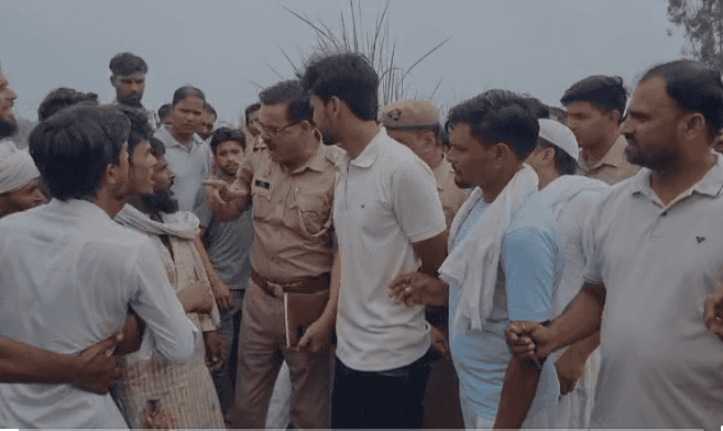 Muzaffarnagar mein ajnat hamlavor dwara ki gayi hatya ki ghtna sthal
