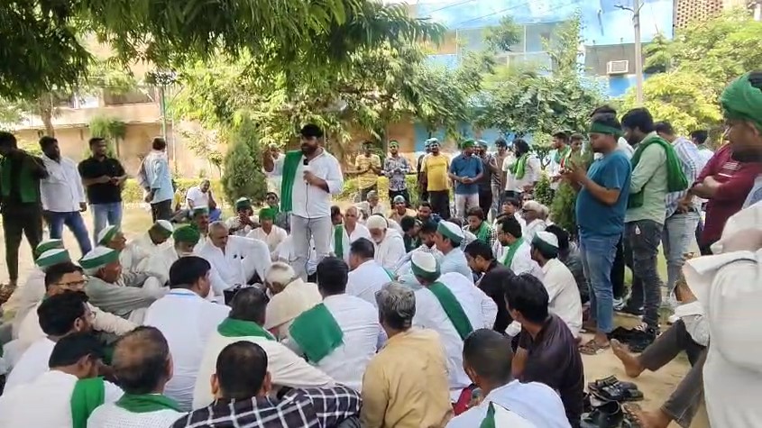 Bulandshahr Me Bharatiya Kisan Union (Apolitical) Ne Panchyat Me Kiya Bada Ailaan