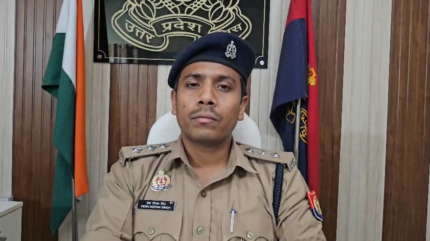 Bijnor : मामूली विवाद में चली गोली, पथराव और लाठी-डंडों से हंगामा — कई घायल Desh Deepak Singh CO Chandpur Bijnor