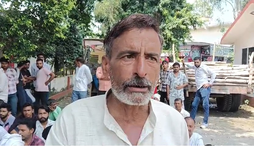 Mritak Shekhar Ke Pita