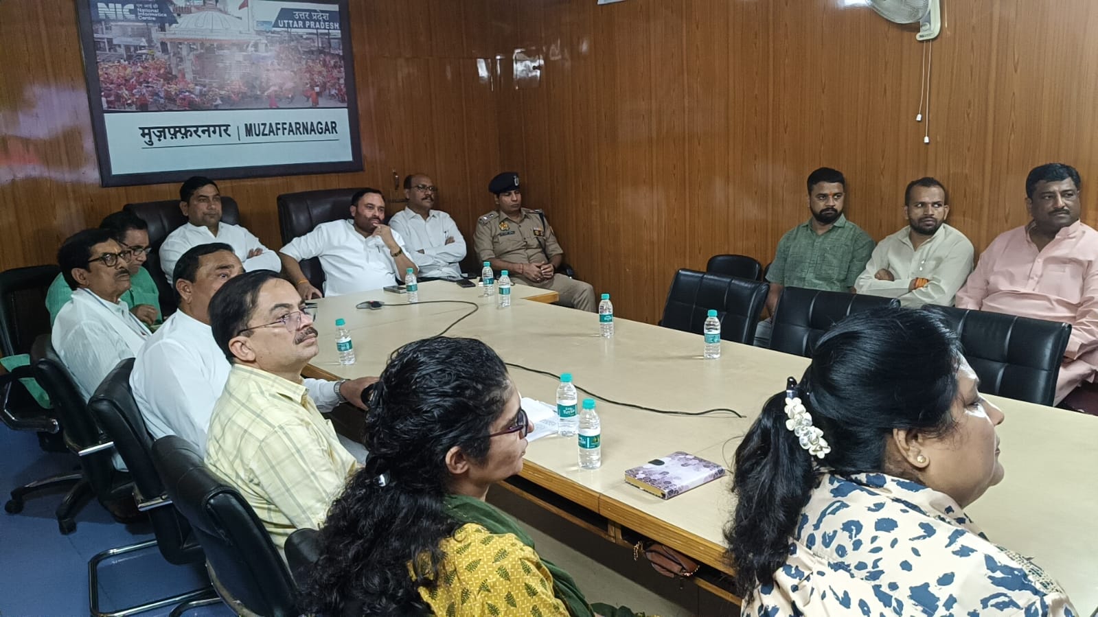 Muzaffarnagar Pahunche Energy Minister Somendra Tomar Ne Diya Bada Bayaan Jagadguru Rambhdracharya Ka Kiya Samarthan