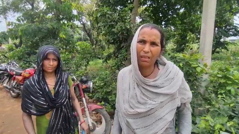 Bijnor में पटाखा फैक्टरी में भीषण आग Patakha Factory Me Aag Lagne Se Bijnor Jile Ke Gramino Me Dehshat