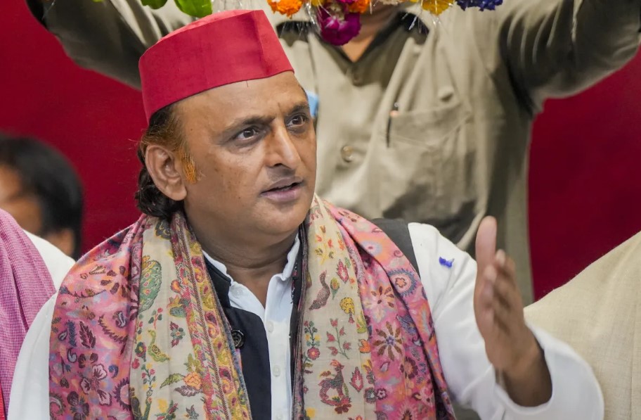 uttar Pradesh Me Azam Khan Ki Rihayi Par Akhilesh Yadav Ka Bada Bayaan