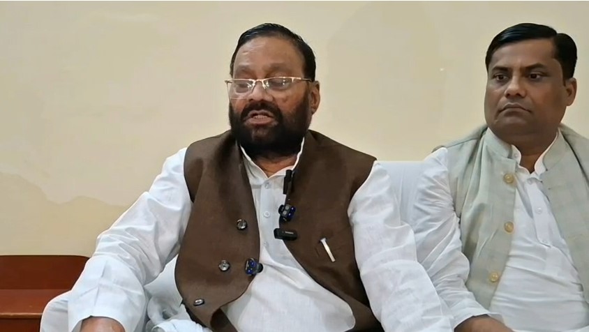 Ghazipur में हुंकार 2027 होगा भाजपा की विदाई का चुनाव: स्वामी प्रसाद मौर्या Swami Prasad Maurya Ne Ghazipur Me BJP Par Bola Hamla 2027 Me Yogi Sarkaar Ki Vidaayi Pakki