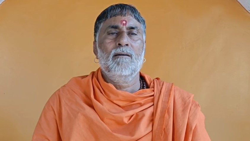 Swami Yashveer Ji Maharaj (Mahant - Yoga Sadhana Ashram Muzaffarnagar)