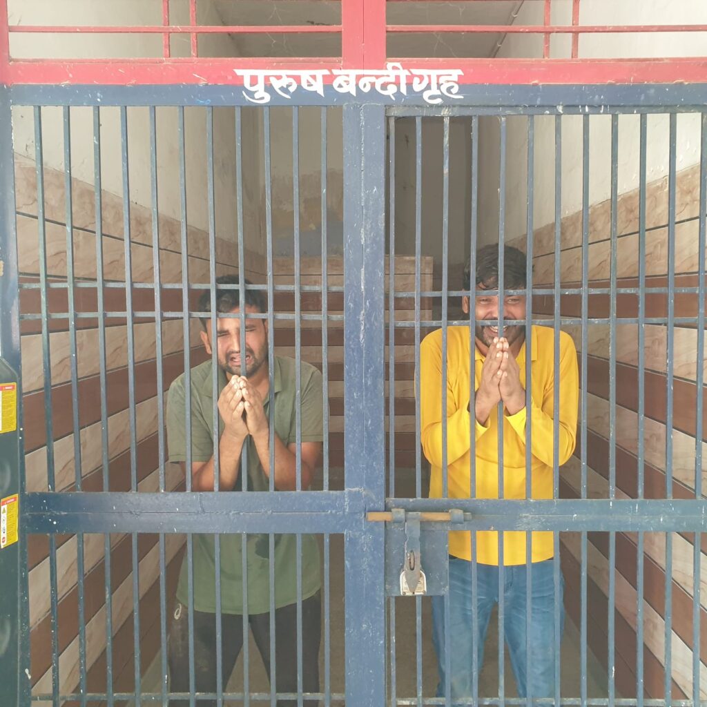 Muzaffarnagar में महिला पुलिस टीम का पराक्रम, दुष्कर्मियों को पकड़कर सिखाया सबक Aaropi Sameer Aur Aalok Mishra