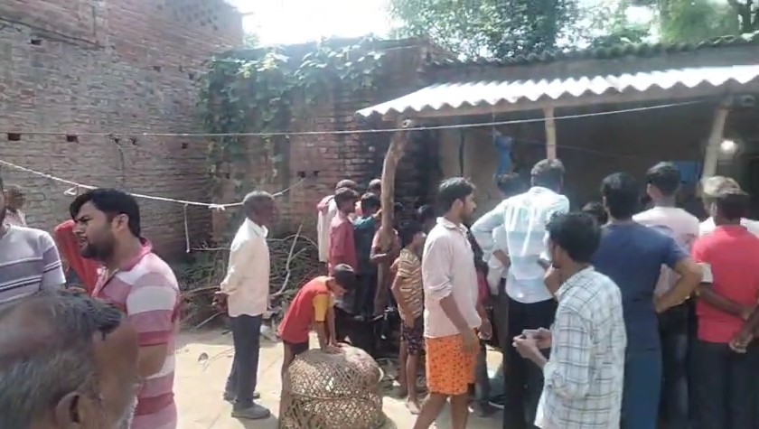 Haadse Ke Baad Gussaye Gramin