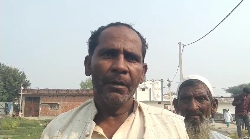 Sambhal में शोक की लहर: तीन दिन से लापता पांच वर्षीय आयुष का शव तालाब में मिला, पूरे गांव में मातम Mohd. Yunus (Sambhal)