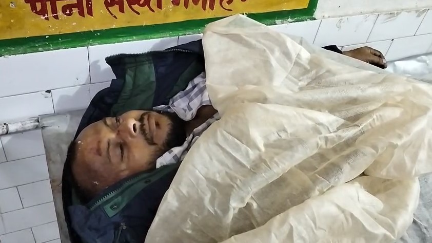 Bijnor में भीषण सड़क हादसा: कलियर लौट रहे दो दोस्तों की बाइक पर बस ने मारी जोरदार टक्कर, एक की मौत, दूसरा गंभीर घायल Bijnor Sadak Me Haadse Me Mritak Aabid