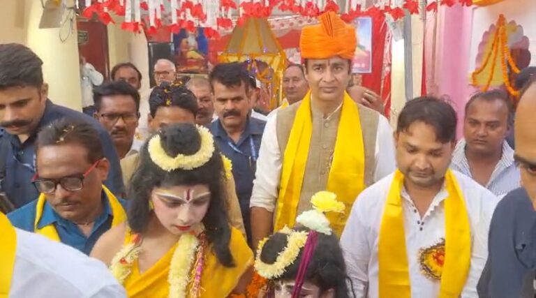 Muzaffarnagar Ke Khatauli Kasbe Se Sangeet Soam Ne Diya Bada Bayaan