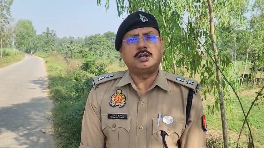 Bijnor में दिल दहला देने वाली घटना: पति ने दो बच्चों को जहर देकर खुद भी जान दी Prakash Kumar SP Gramin Bijnor