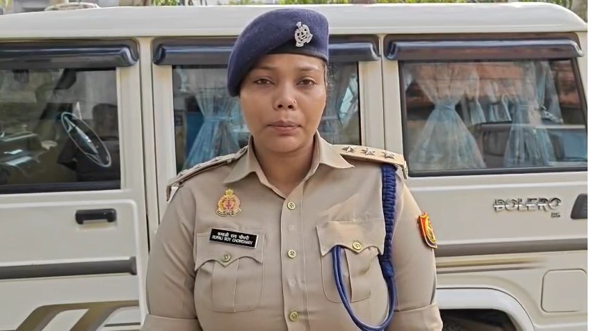 Muzaffarnagar में भीषण सड़क हादसा: अर्थी विसर्जन जा रहे परिवार की कार ट्रक से टकराई, छह की मौत Rupali Rao CO Fugana, MUzaffarnagar