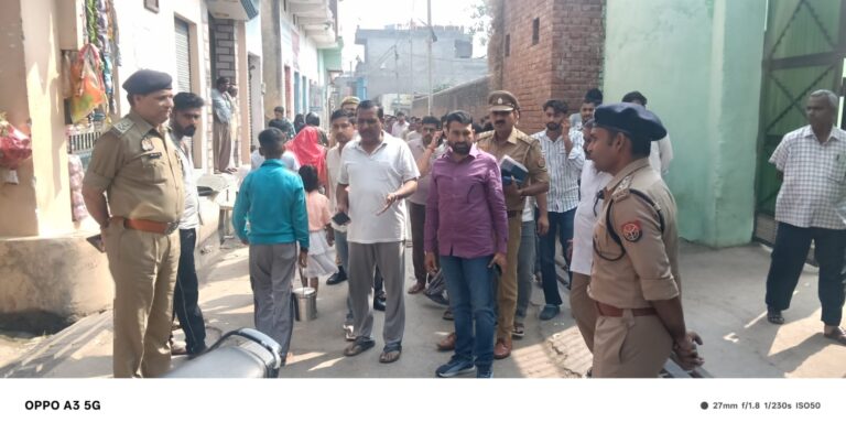 2 Samudayo Me Patakho Ko Lekar Hinsak Jhadap (Shamli)