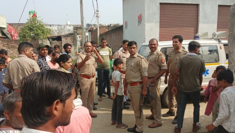 Nav-vivahita Ka Shav Milne Se Gaon Me Hadkamp (Bijnor)