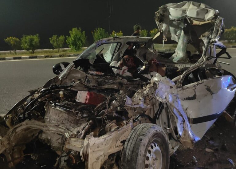 Shamli Me Hua Sadak Haadsa 4 Ki Maut