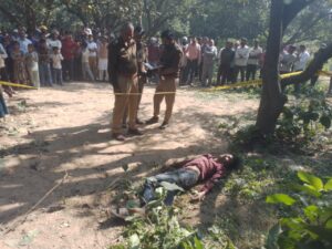 Aam Ke Baag Me Mila Shav (Bijnor)