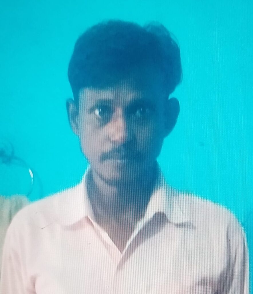 Bijnor: रोडवेज बस की टक्कर से मजदूर की दर्दनाक मौत, परिवार में मचा कोहराम Mritak Vipin Kumar (Bijnor)