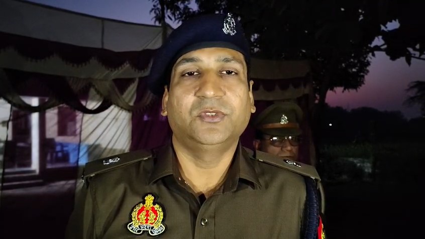 Bulandshahr: एसपी देहात डॉ. तेजवीर सिंह ने अहमदगढ़ थाने का किया अर्धवार्षिक निरीक्षण Dr. Tejveer Singh SP Dehat (Bulandshahr)