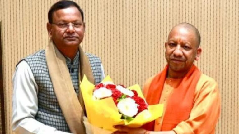 CM Yogi Se Mile Pankaj Chaudhary Machi Siyaasi Hulchal (Uttar Pradesh)