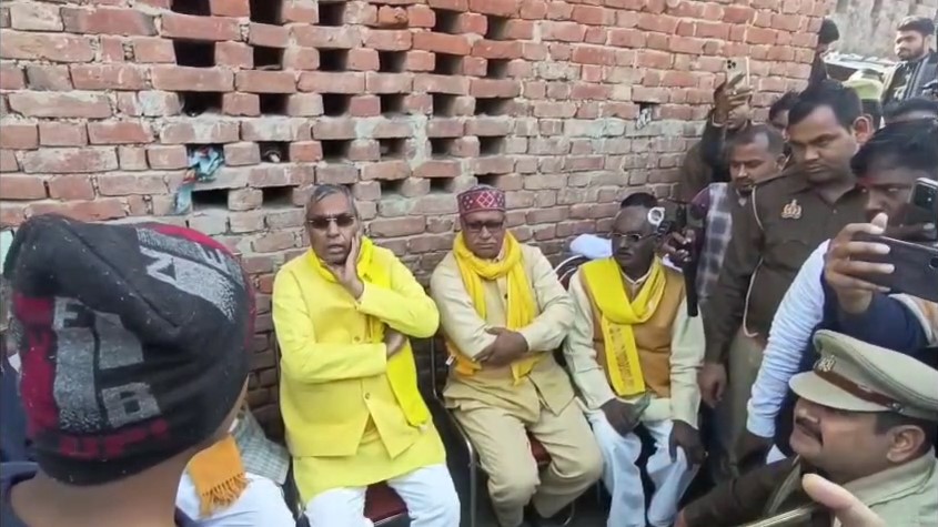 Ghazipur Pahunche Cabinett Minister OP Rajbhar Ne Diya Bada Bayaan