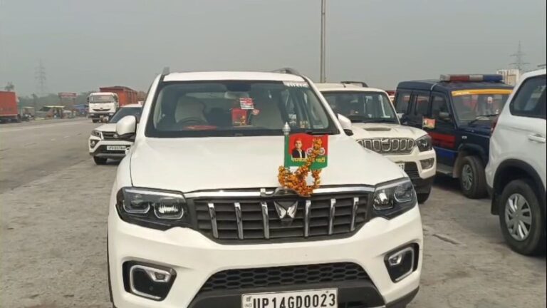 SP Mp Sanatan Pandey Ko Varansi Jaane Se Roka (Ghazipur)