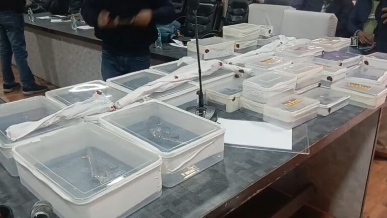 Shamli Me Pakdi Gayi Avaidh Asla Factory